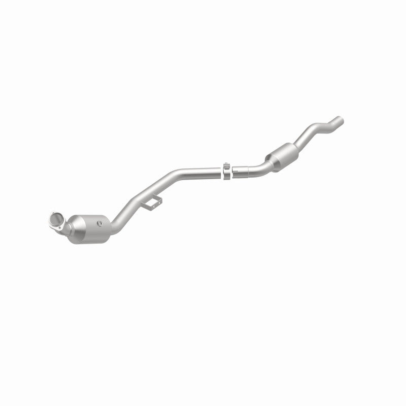 MagnaFlow Mercedes-Benz E350 OEM Grade Federal / EPA Compliant Direct-Fit Catalytic Converter 51666 360 Degree Image Set