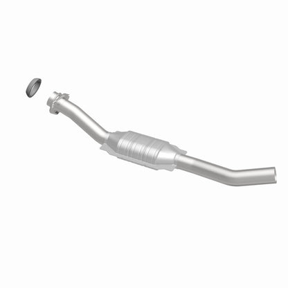 MagnaFlow Standard Grade Federal / EPA Compliant Direct-Fit Catalytic Converter 93138 360 Degree Image Set