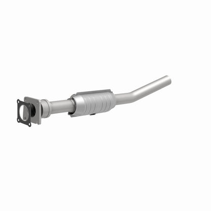 MagnaFlow Chrysler PT Cruiser OEM Grade Federal / EPA Compliant Direct-Fit Catalytic Converter 51734 360 Degree Image Set