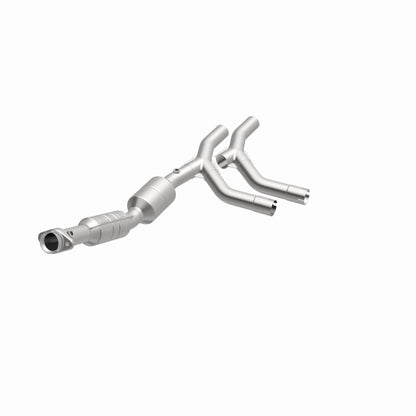 MagnaFlow Ford HM Grade Federal / EPA Compliant Direct-Fit Catalytic Converter 24308 360 Degree Image Set
