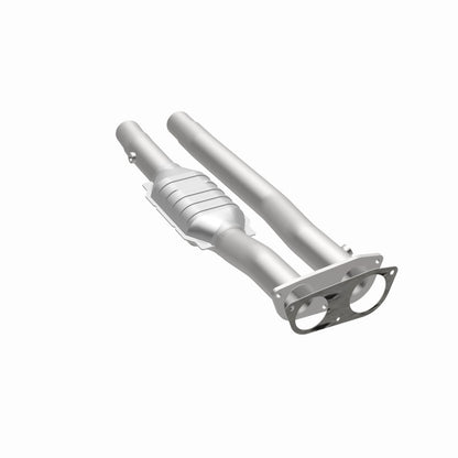 MagnaFlow HM Grade Federal / EPA Compliant Direct-Fit Catalytic Converter 95471 360 Degree Image Set