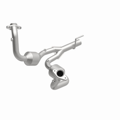 MagnaFlow Jeep Grand Cherokee HM Grade Federal / EPA Compliant Direct-Fit Catalytic Converter 23067 360 Degree Image Set