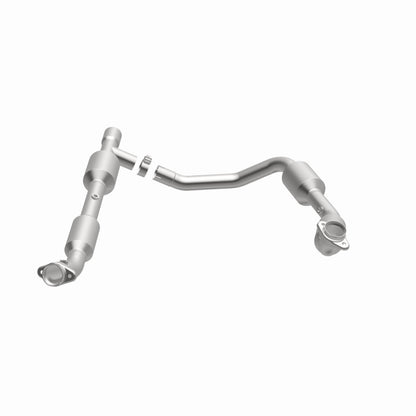 MagnaFlow Ford California Grade CARB Compliant Direct-Fit Catalytic Converter 5481439 360 Degree Image Set