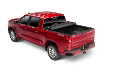 Extang Chevy/GMC Silverado/Sierra 1500 (5 ft 8 in) 2019, "New Body Style" 92456 Photo - Mounted