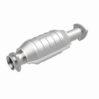 MagnaFlow Saab 900 Standard Grade Federal / EPA Compliant Direct-Fit Catalytic Converter 22833 360 Degree Image Set