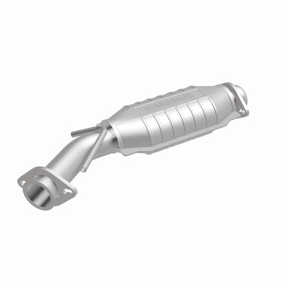 MagnaFlow Standard Grade Federal / EPA Compliant Direct-Fit Catalytic Converter 23365 360 Degree Image Set