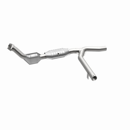 MagnaFlow Ford HM Grade Federal / EPA Compliant Direct-Fit Catalytic Converter 93153 360 Degree Image Set
