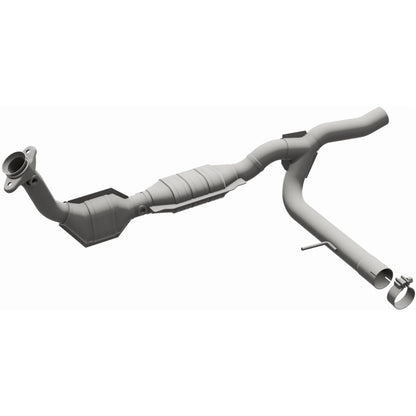 MagnaFlow Ford F-150 California Grade CARB Compliant Direct-Fit Catalytic Converter 5481744 Photo - out of package