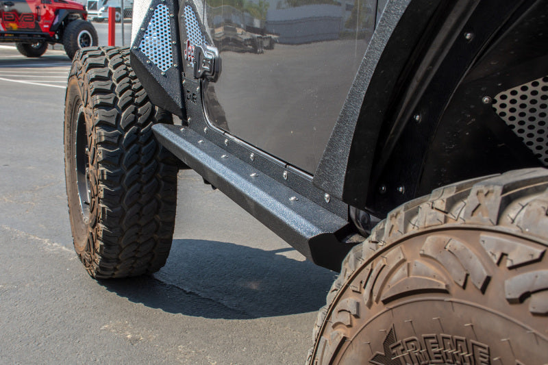 DV8 Offroad 2018+ Jeep Gladiator Frame Mounted Sliders SRJL-26 SRJL-26 Photo - Mounted