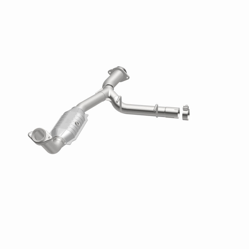 MagnaFlow Ford Expedition HM Grade Federal / EPA Compliant Direct-Fit Catalytic Converter 93125 360 Degree Image Set