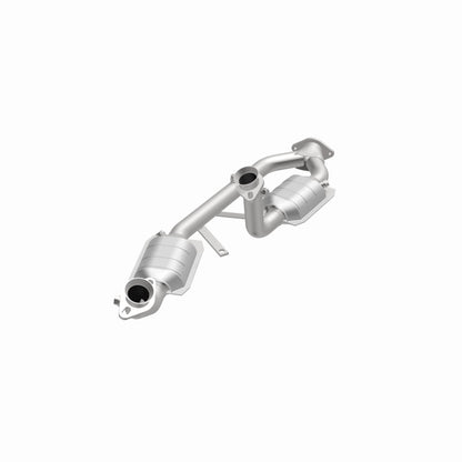MagnaFlow Ford Windstar HM Grade Federal / EPA Compliant Direct-Fit Catalytic Converter 93342 360 Degree Image Set