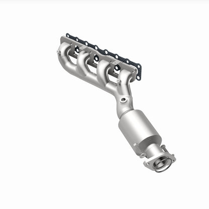 Magnaflow 05-06 Nissan Titan 5.6L Direct Fit Converter 5582380 5582380 360 Degree Image Set