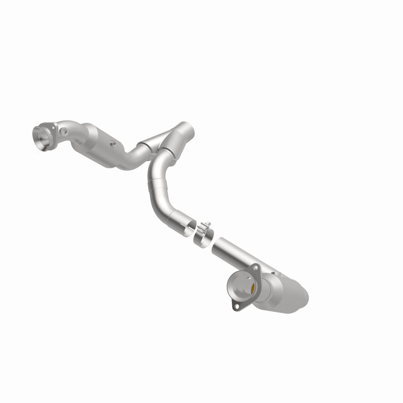 MagnaFlow Dodge Ram 1500 California Grade CARB Compliant Direct-Fit Catalytic Converter 5451664 360 Degree Image Set