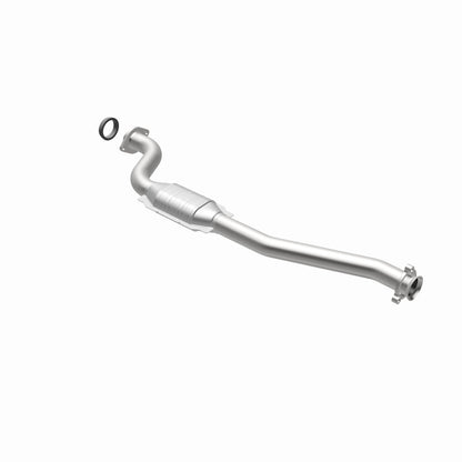 MagnaFlow Hummer OEM Grade Federal / EPA Compliant Direct-Fit Catalytic Converter 51476 360 Degree Image Set