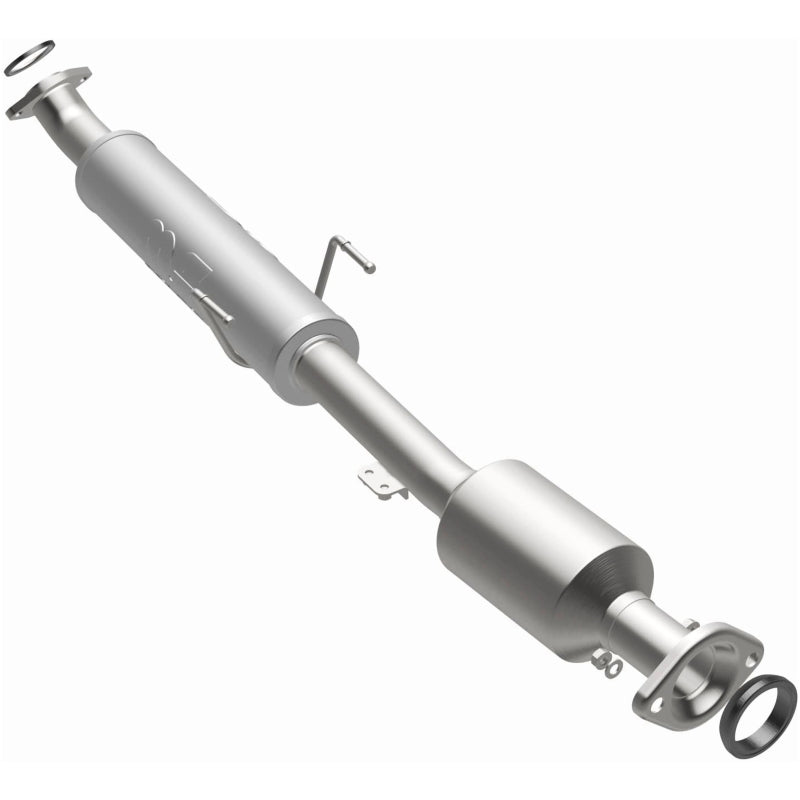 MagnaFlow Toyota Sienna California Grade CARB Compliant Direct-Fit Catalytic Converter 5592547 Photo - out of package