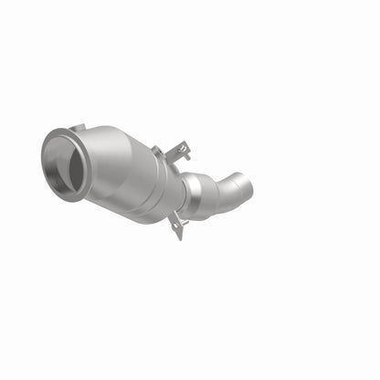 MagnaFlow BMW OEM Grade Federal / EPA Compliant Direct-Fit Catalytic Converter 52267 360 Degree Image Set