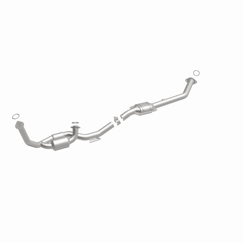 MagnaFlow Toyota Sienna OEM Grade Federal / EPA Compliant Direct-Fit Catalytic Converter 52457 360 Degree Image Set
