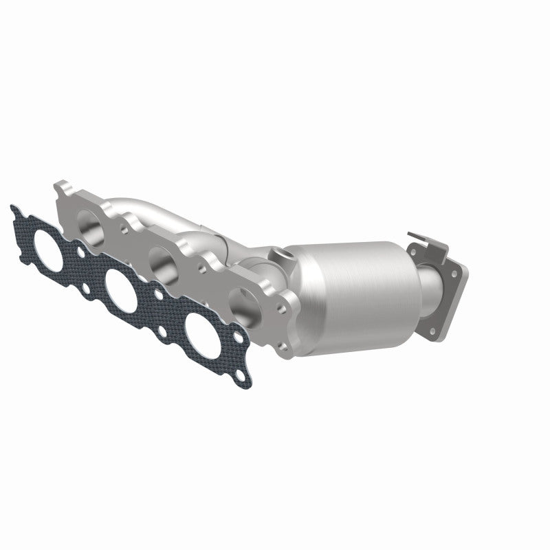 MagnaFlow Volvo XC90 OEM Grade Federal / EPA Compliant Manifold Catalytic Converter 52130 360 Degree Image Set