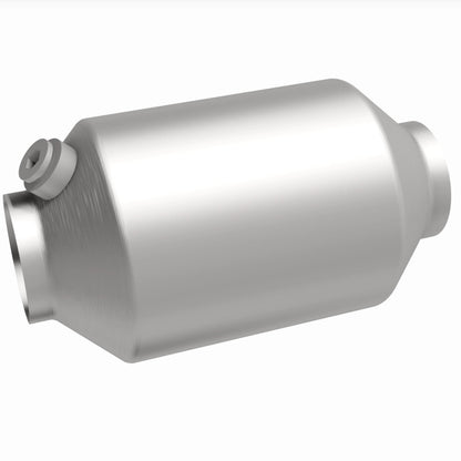 Magnaflow 2.25in. 1/O2 CC Spun OEM Universal Converter 51045 51045 360 Degree Image Set