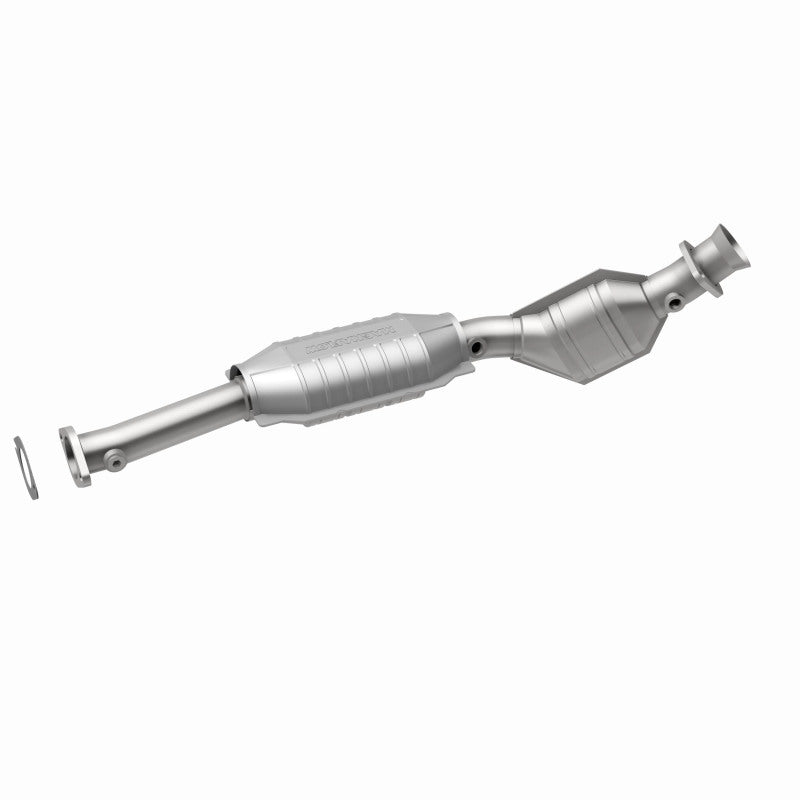MagnaFlow OEM Grade Federal / EPA Compliant Direct-Fit Catalytic Converter 51895 360 Degree Image Set