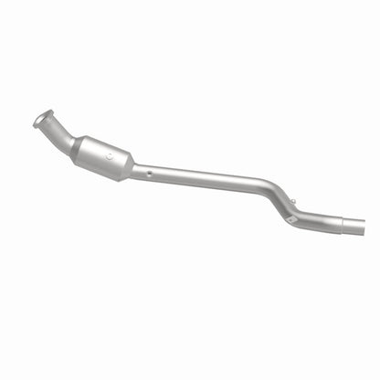 MagnaFlow OEM Grade Federal / EPA Compliant Direct-Fit Catalytic Converter 49241 360 Degree Image Set