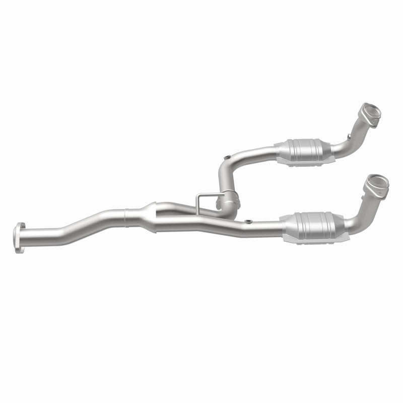 MagnaFlow Jeep Liberty HM Grade Federal / EPA Compliant Direct-Fit Catalytic Converter 23957 360 Degree Image Set