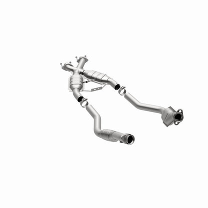 MagnaFlow Ford Mustang Standard Grade Federal / EPA Compliant Direct-Fit Catalytic Converter 93333 360 Degree Image Set