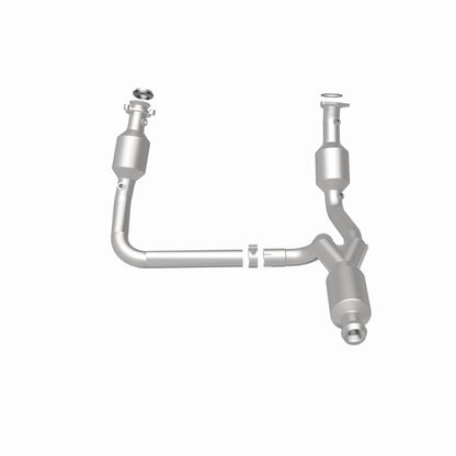 MagnaFlow California Grade CARB Compliant Direct-Fit Catalytic Converter 5582642 360 Degree Image Set