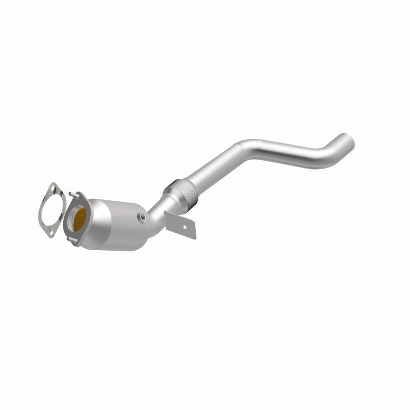 MagnaFlow Ford Mustang California Grade CARB Compliant Direct-Fit Catalytic Converter 5561522 360 Degree Image Set