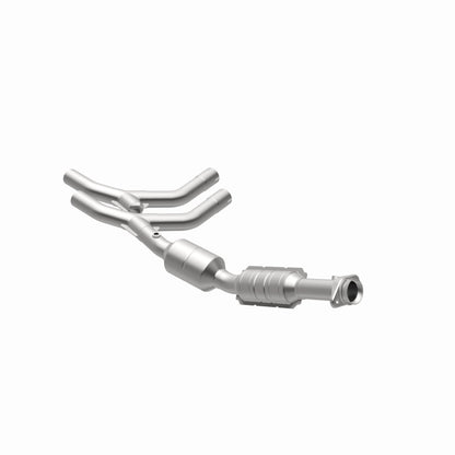 MagnaFlow Ford HM Grade Federal / EPA Compliant Direct-Fit Catalytic Converter 24308 360 Degree Image Set