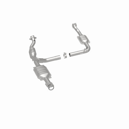 MagnaFlow HM Grade Federal / EPA Compliant Direct-Fit Catalytic Converter 93372 360 Degree Image Set