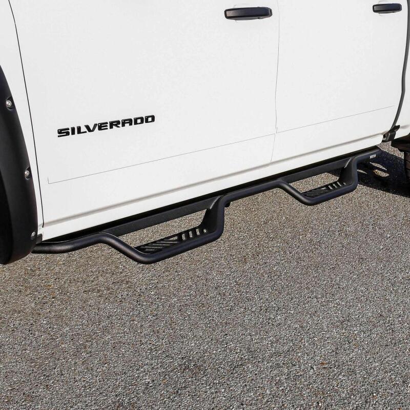 Westin 14-18 Chevrolet Silverado / GMC Sierra Crew Cab Outlaw Nerf Step Bars (Excl. Diesel) 20-13725 20-13725 Photo - Mounted