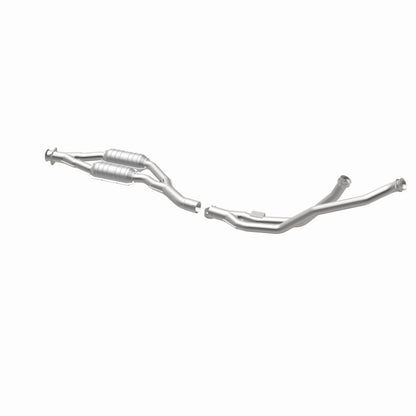 MagnaFlow Mercedes-Benz S320 HM Grade Federal / EPA Compliant Direct-Fit Catalytic Converter 23849 360 Degree Image Set