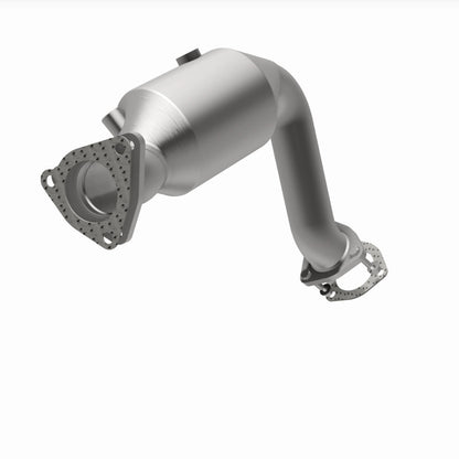 MagnaFlow Audi A8 Quattro OEM Grade Federal / EPA Compliant Direct-Fit Catalytic Converter 21-695 360 Degree Image Set