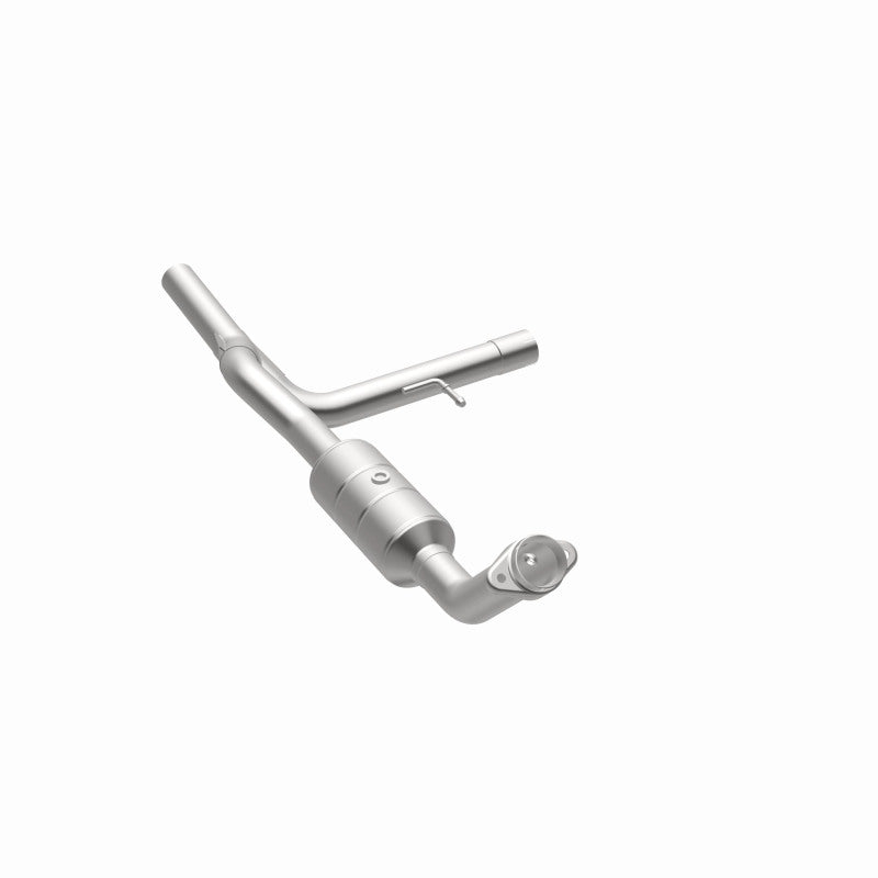 MagnaFlow Ford F-150 OEM Grade Federal / EPA Compliant Direct-Fit Catalytic Converter 49410 360 Degree Image Set