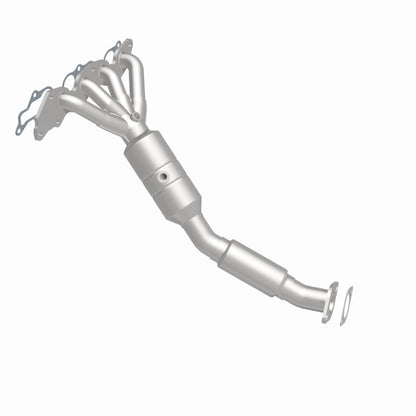 MagnaFlow Ford Focus California Grade CARB Compliant Manifold Catalytic Converter 5531139 360 Degree Image Set