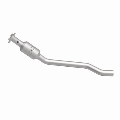 MagnaFlow OEM Grade Federal / EPA Compliant Direct-Fit Catalytic Converter 49739 360 Degree Image Set