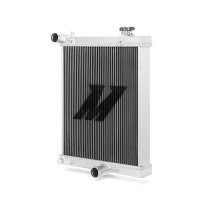 Mishimoto Half-Size Performance Al Radiator 01-07 Mitsubishi Lancer Evo. 7/8/9 MMRAD-EVO-01H Photo - Close Up