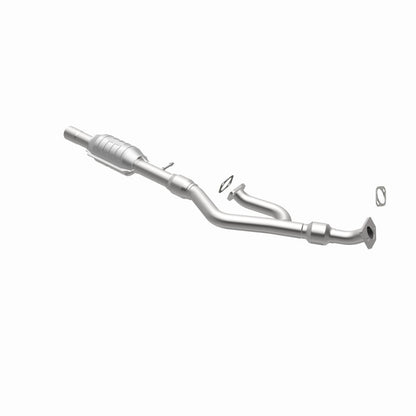 MagnaFlow Hyundai Santa Fe OEM Grade Federal / EPA Compliant Direct-Fit Catalytic Converter 49130 360 Degree Image Set