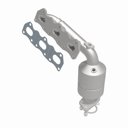 MagnaFlow Suzuki OEM Grade Federal / EPA Compliant Manifold Catalytic Converter 51272 360 Degree Image Set