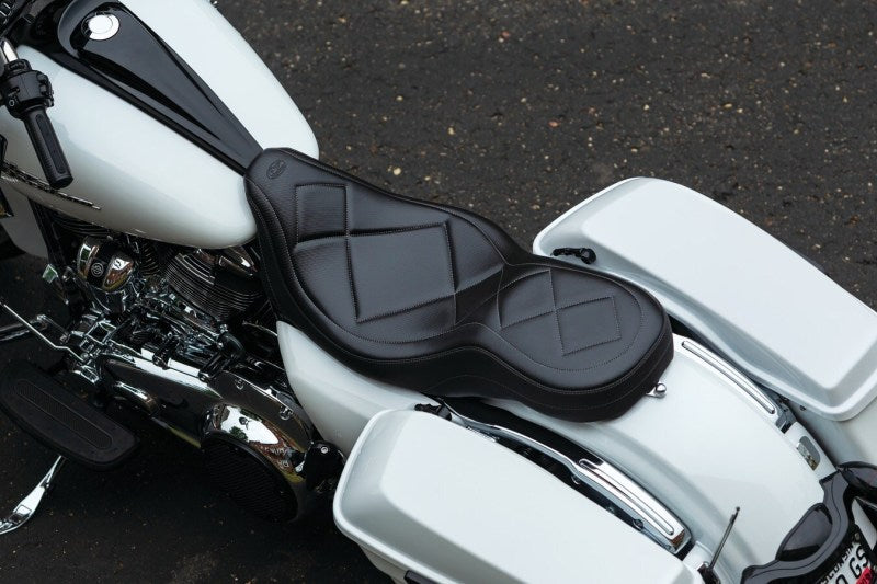 Mustang Motorcycle Mustang 08-21 Honda Electra Glide, Rd Glide,Rd King, Str Glide Super Tripper 1PC Seat Carbon - Black 75202