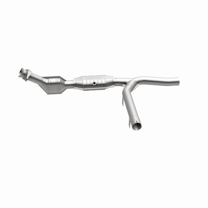 MagnaFlow Ford HM Grade Federal / EPA Compliant Direct-Fit Catalytic Converter 93122 360 Degree Image Set