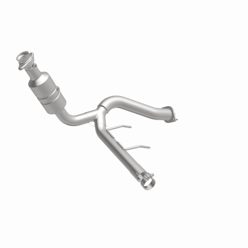 MagnaFlow Ford F-150 California Grade CARB Compliant Direct-Fit Catalytic Converter 5551295 360 Degree Image Set