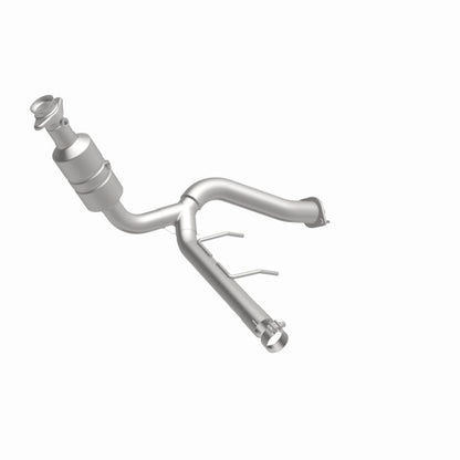 MagnaFlow Ford F-150 California Grade CARB Compliant Direct-Fit Catalytic Converter 5551295 360 Degree Image Set