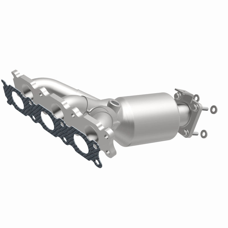 MagnaFlow Volvo XC90 OEM Grade Federal / EPA Compliant Manifold Catalytic Converter 22-174 360 Degree Image Set