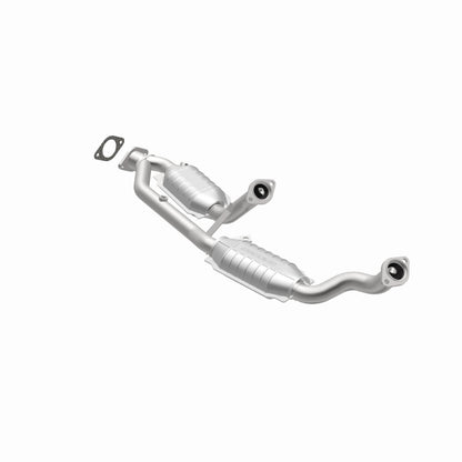 MagnaFlow Ford Windstar HM Grade Federal / EPA Compliant Direct-Fit Catalytic Converter 23543 360 Degree Image Set