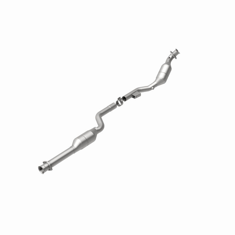 MagnaFlow Mercedes-Benz E320 California Grade CARB Compliant Direct-Fit Catalytic Converter 454028 360 Degree Image Set