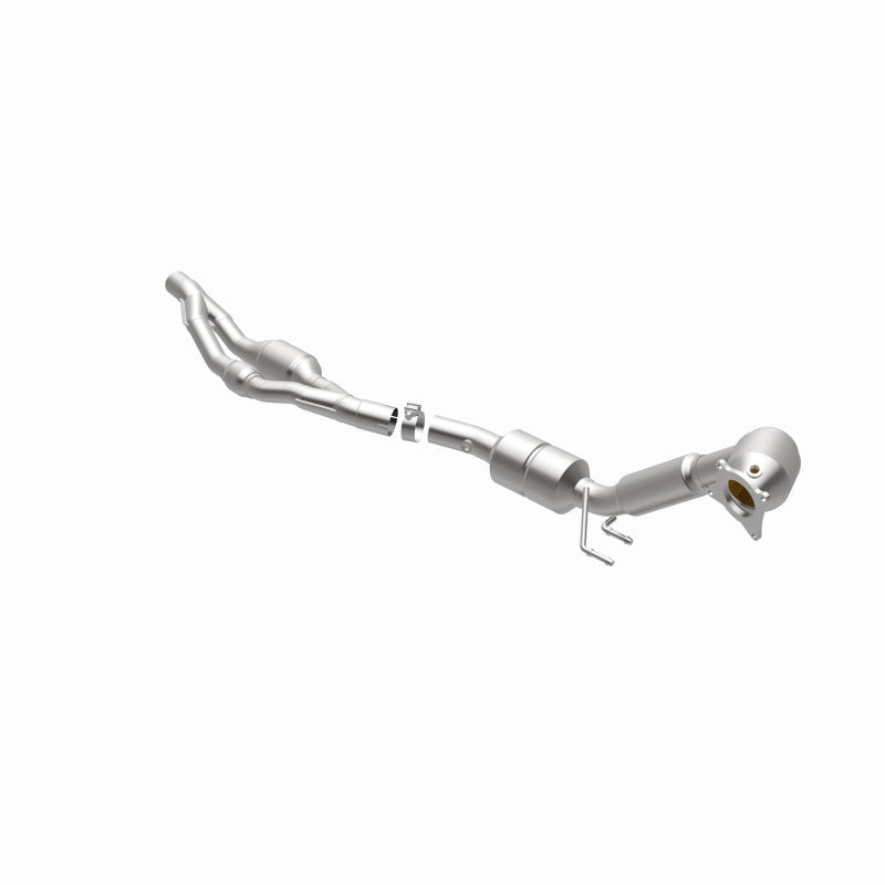 MagnaFlow Audi OEM Grade Federal / EPA Compliant Direct-Fit Catalytic Converter 49715 360 Degree Image Set
