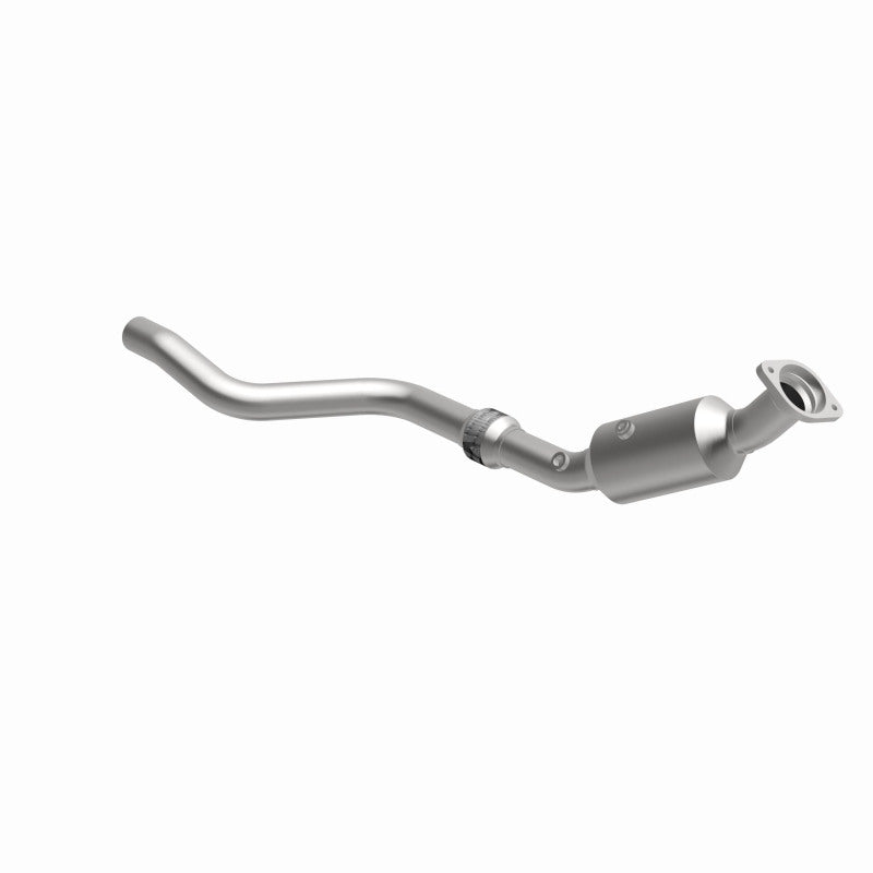 MagnaFlow California Grade CARB Compliant Direct-Fit Catalytic Converter 5561243 360 Degree Image Set