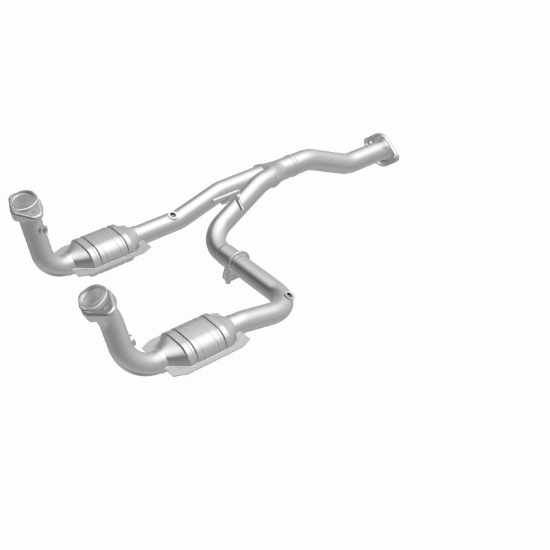 MagnaFlow Jeep Liberty OEM Grade Federal / EPA Compliant Direct-Fit Catalytic Converter 49186 360 Degree Image Set